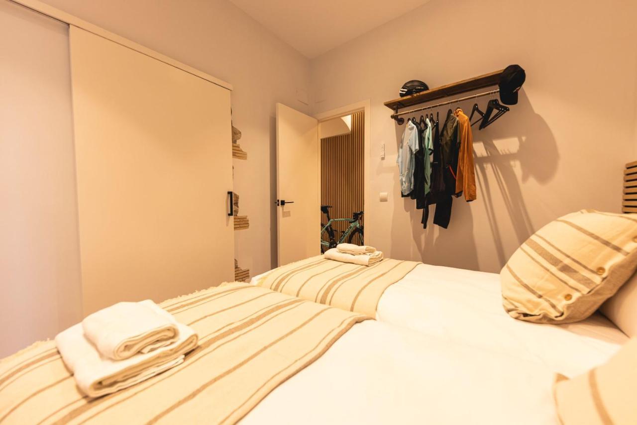 Bravissimo Ferreries, 3-Bedroom Apartment Girona Bagian luar foto
